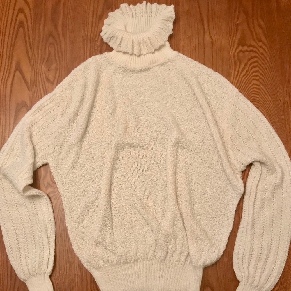 Cute vintage sweater